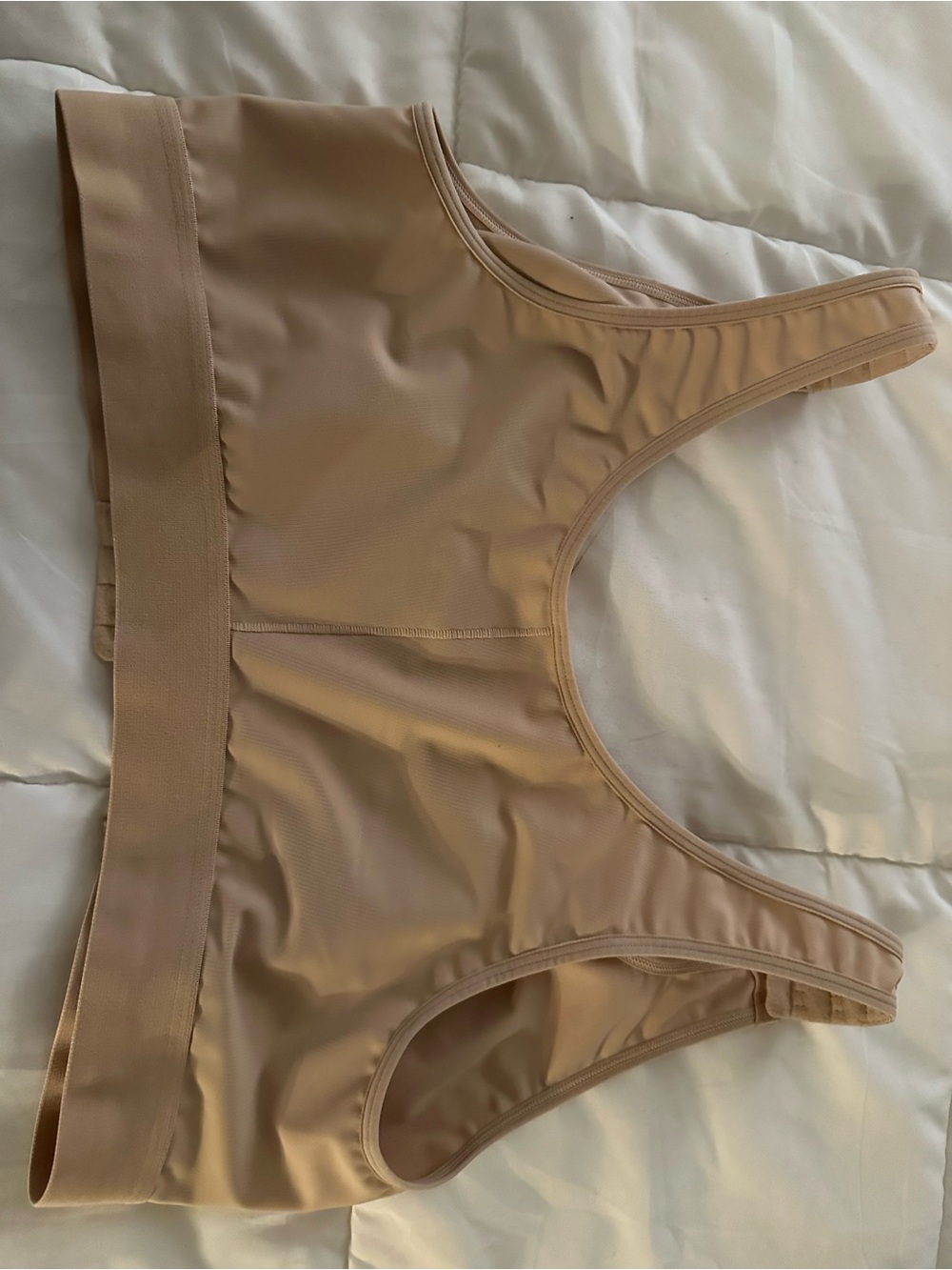 4 Bundle pack 1 Black, 1 Nude & 2 light purple Seamless Bralette front closure - Picture 5 of 10